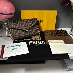 Fendi Wallet On Chain With Pouches